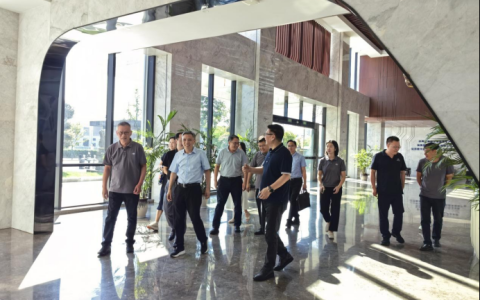 携手共进，智造未来——金华职业技术大学校长梁克东一行到访710公海股份